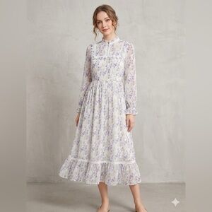 NWT Simple Retro Floral Print Midi Dress with Lace Detailing Size Medium